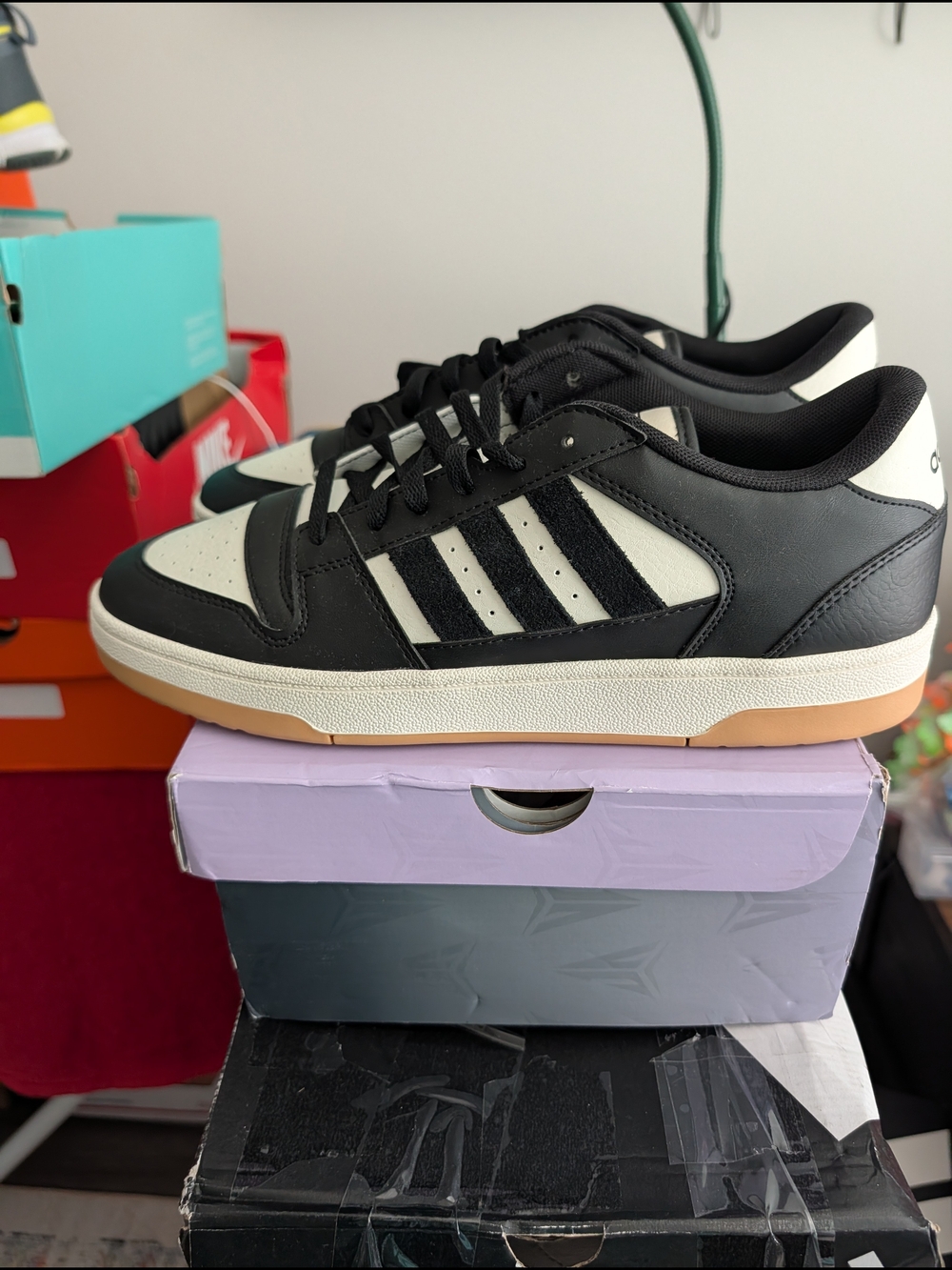 Adidas Men’s Black and White Low-Top Sneakers